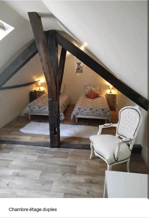 Charmant Duplex Dans Le Centre Historique De Sedan Exterior foto